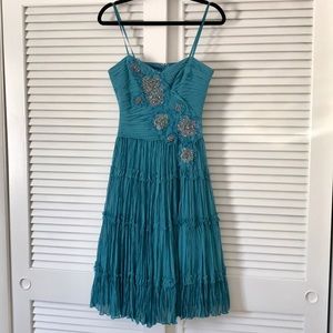 Gorgeous BCBG MaxAzria formal Parisian style dress